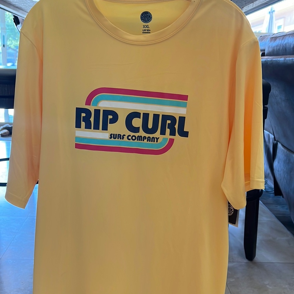 Rip Curl UPF 50+ men’s shirt